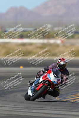 media/Mar-24-2025-Moto Forza (Mon) [[57ce5c5cff]]/1-Advanced Group/Session 2 Turn 11/